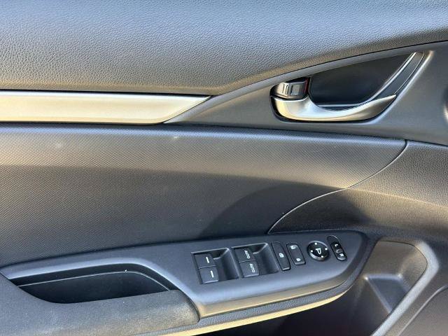 Used 2018 Honda Civic Sport image 21