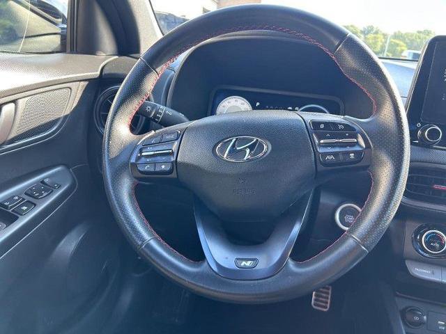 Used 2022 Hyundai Kona N Line w/ Tech Package image 12
