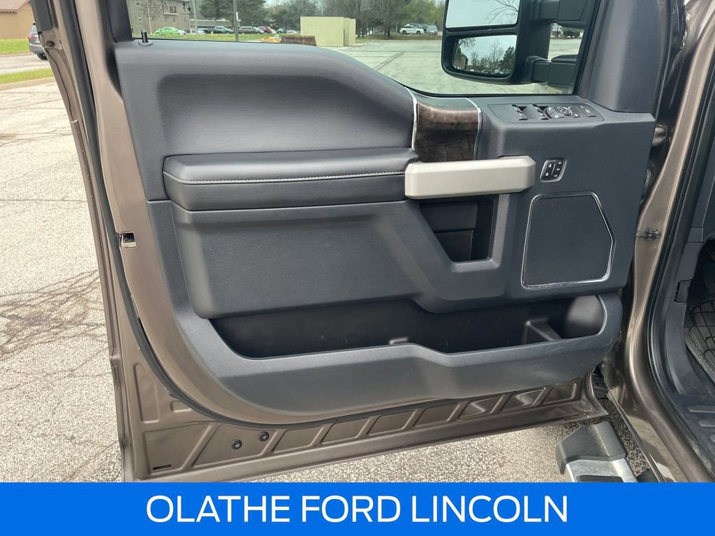 Certified 2022 Ford F250 Lariat w/ Lariat Value Package image 14