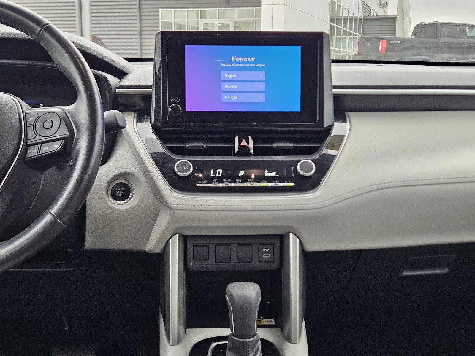 Used 2023 Toyota Corolla Cross LE AWD/4WD image 16