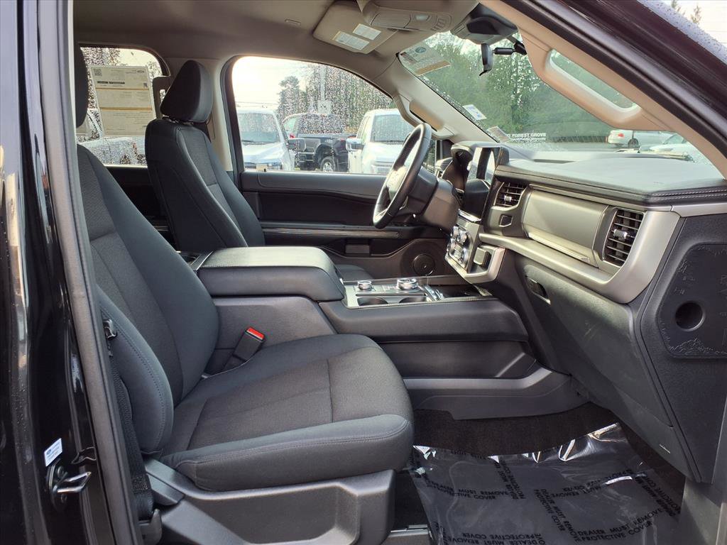 Certified 2023 Ford Expedition XL image 5