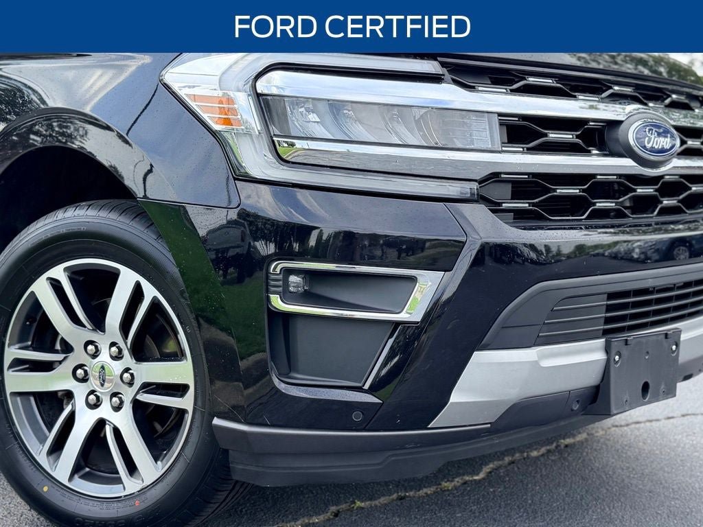 Certified 2024 Ford Expedition Limited AWD/4WD image 3