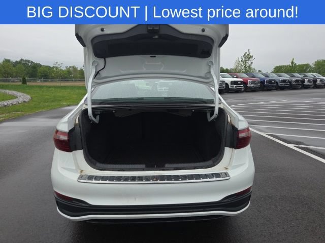Used 2024 Volkswagen Jetta Sport FWD image 11