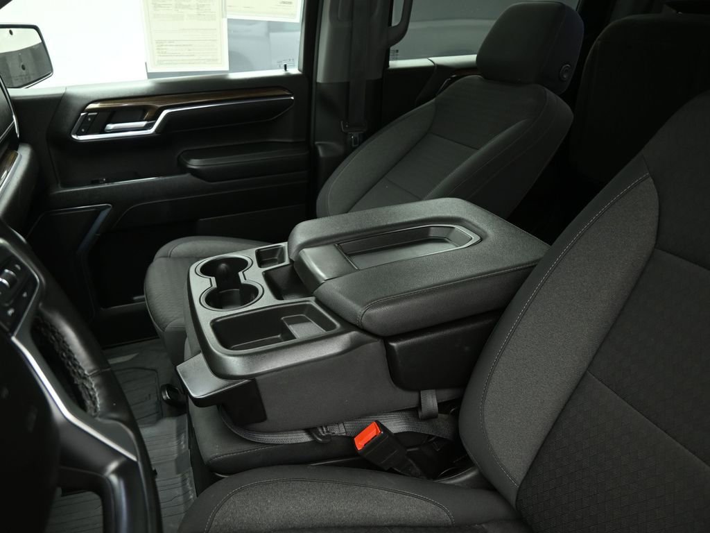 Used 2023 Chevrolet Silverado 1500 LT w/ Protection Package image 18