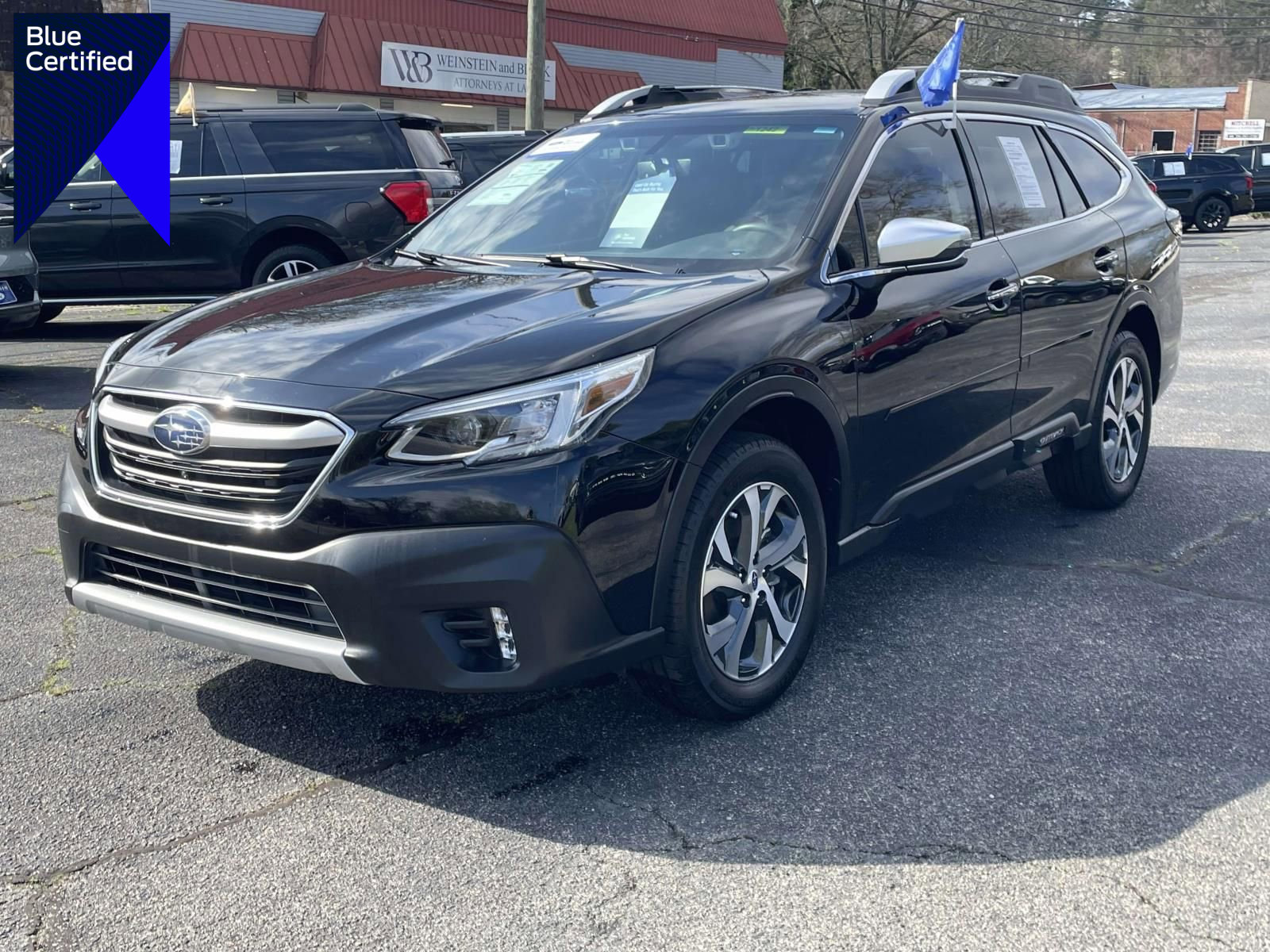 Used 2022 Subaru Outback Touring XT image 1
