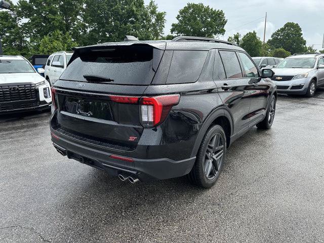 Certified 2025 Ford Explorer ST AWD/4WD image 7