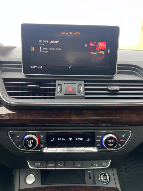 Used 2019 Audi Q5 2.0T Premium Plus w/ Premium Plus Package AWD/4WD image 7