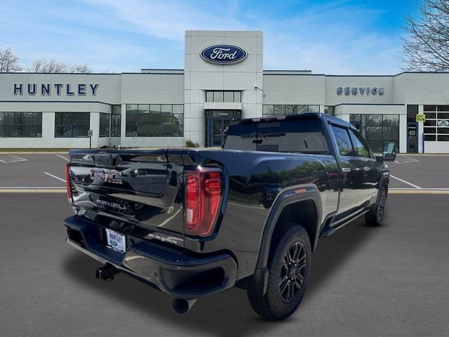 Used 2023 GMC Sierra 3500 Denali w/ Denali Black Diamond Edition AWD/4WD image 4