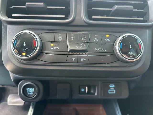 Certified 2022 Ford Maverick Lariat w/ Equipment Group 500A Standard image 18