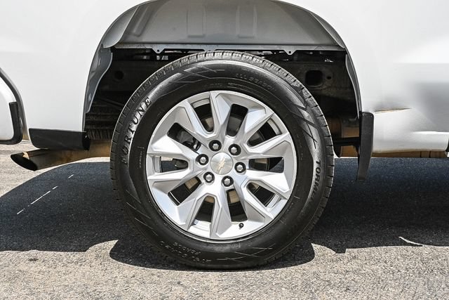 Used 2023 Chevrolet Silverado 1500 Custom w/ LPO, Dark Essentials Package RWD image 12