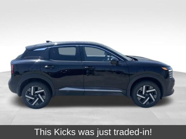 Used 2025 Nissan Kicks SV