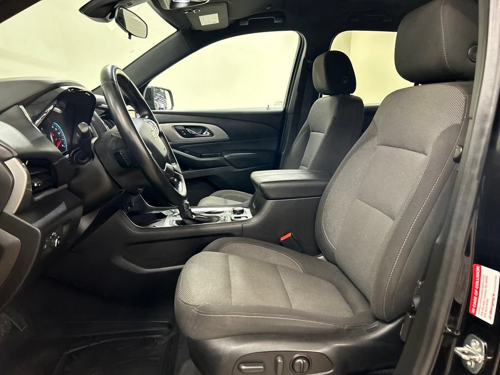 Used 2023 Chevrolet Traverse LT w/ LPO, Floor Liner Package AWD/4WD image 11