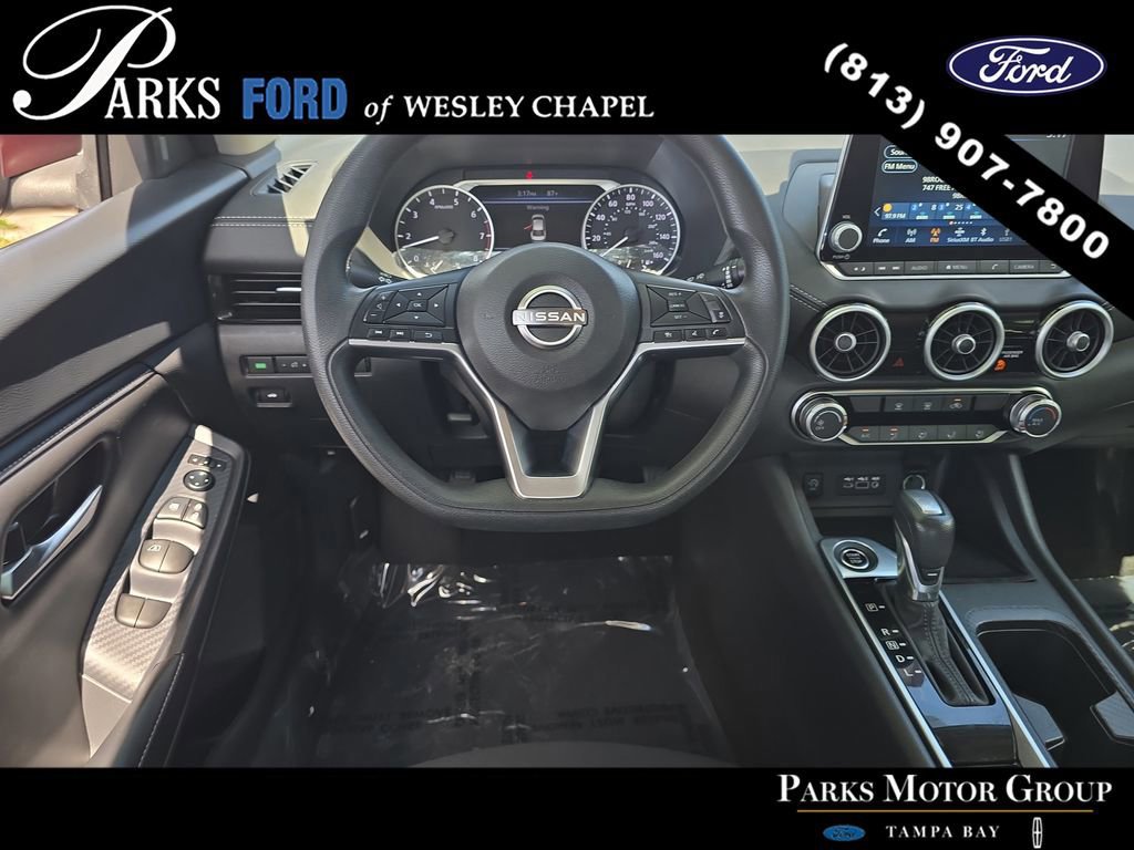 Used 2024 Nissan Sentra SV FWD image 11