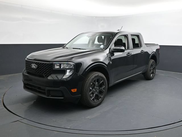 Certified 2025 Ford Maverick XLT w/ XLT Luxury Package AWD/4WD image 3