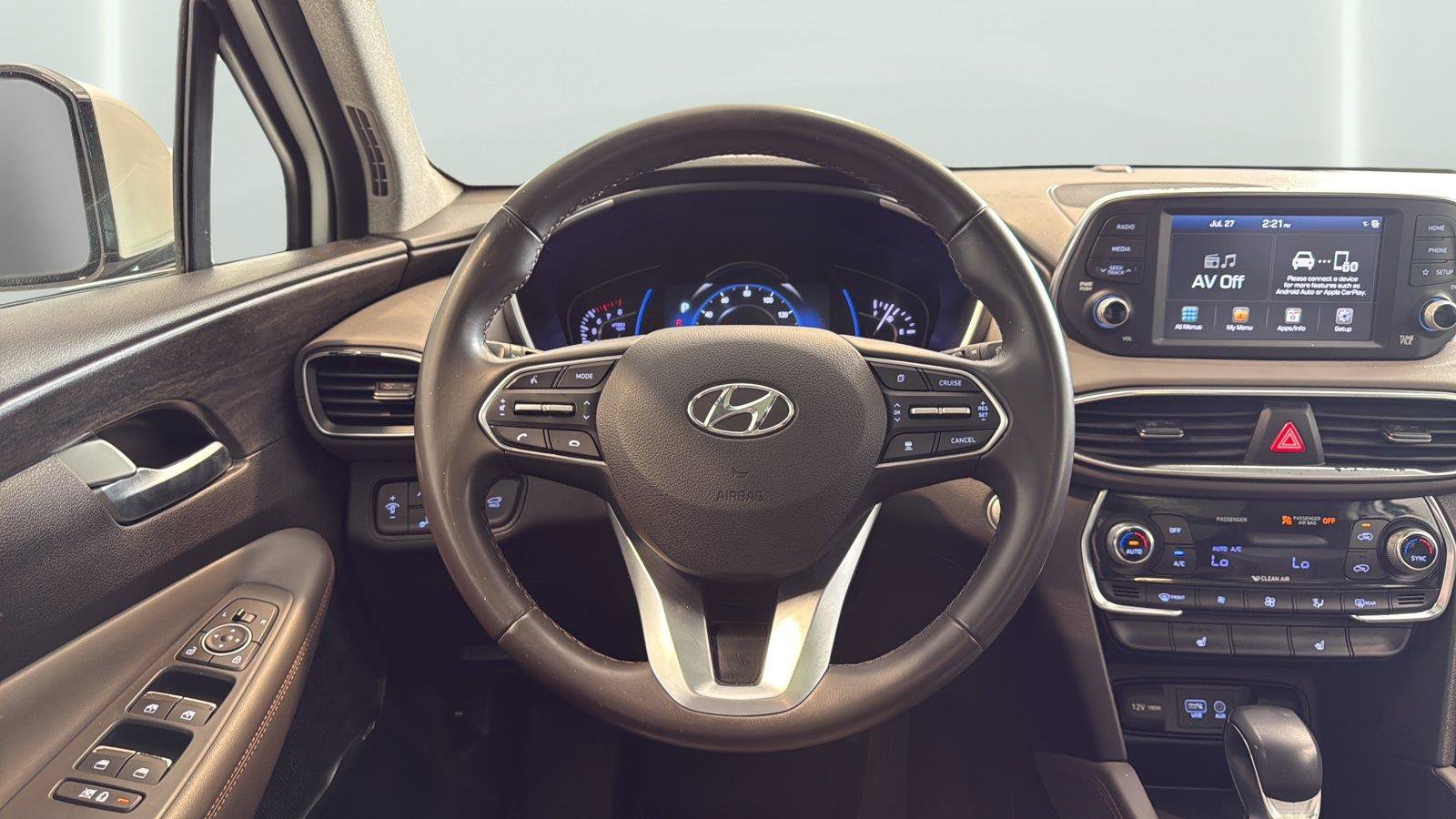 Used 2019 Hyundai Santa Fe Limited AWD/4WD image 12
