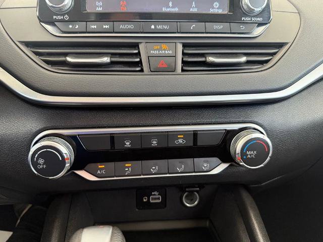 Used 2024 Nissan Altima 2.5 S FWD image 14