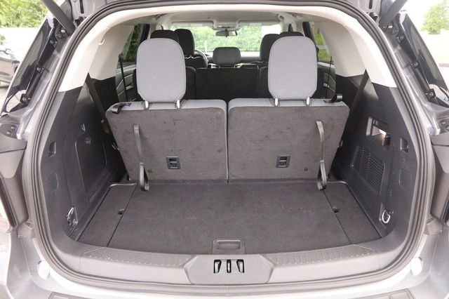 Certified 2025 Ford Explorer Active AWD/4WD image 7