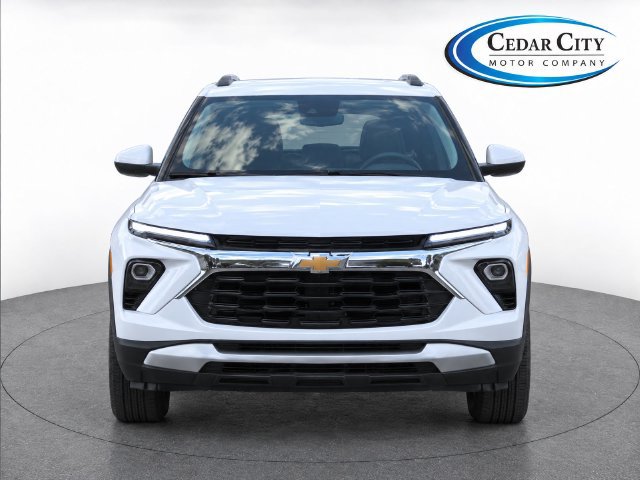 Used 2025 Chevrolet TrailBlazer LT AWD/4WD image 5