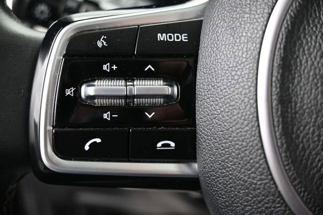 Used 2021 Kia Sorento SX AWD/4WD image 16