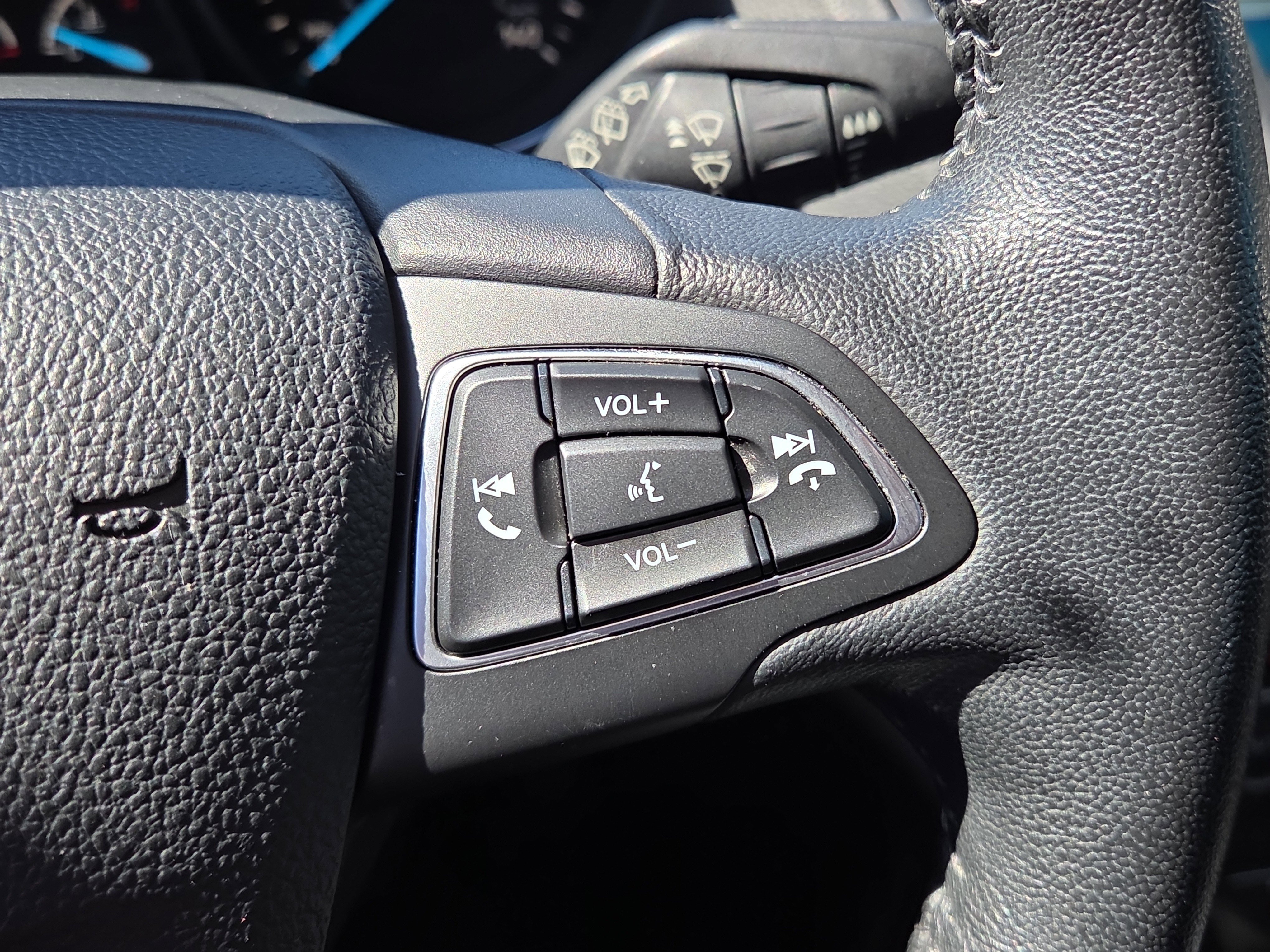 Certified 2019 Ford Escape SEL AWD/4WD image 20