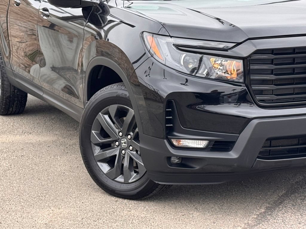 Used 2023 Honda Ridgeline Sport image 4