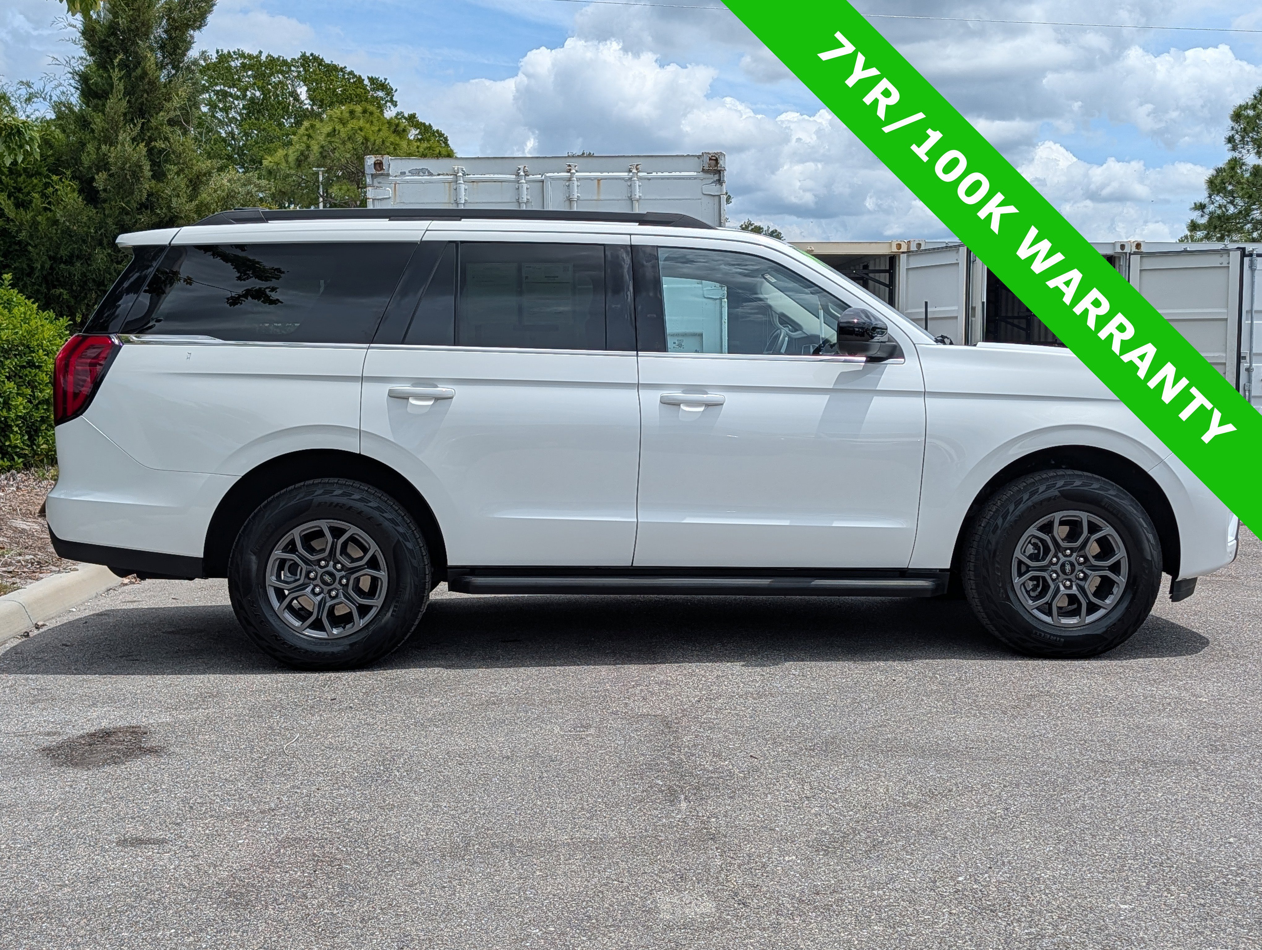 Certified 2025 Ford Expedition Active RWD video 3