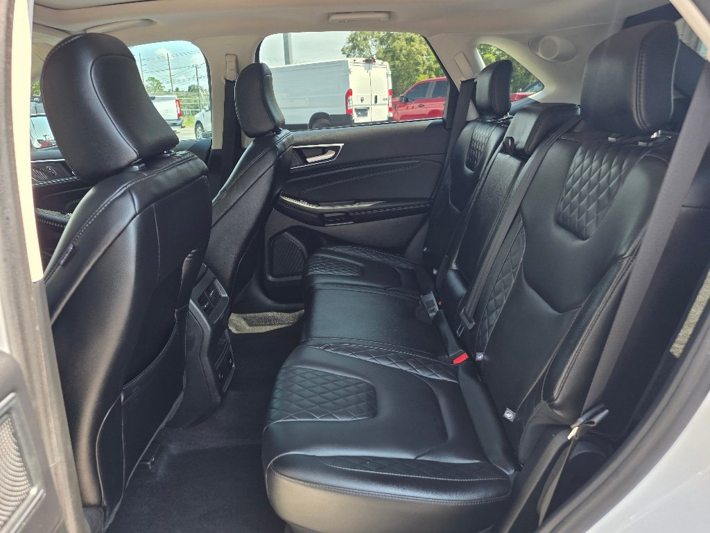 Certified 2024 Ford Edge Titanium AWD/4WD image 17