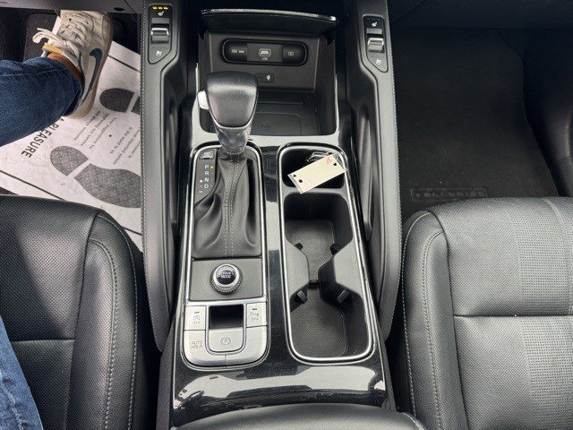 Used 2022 Kia Telluride EX image 25