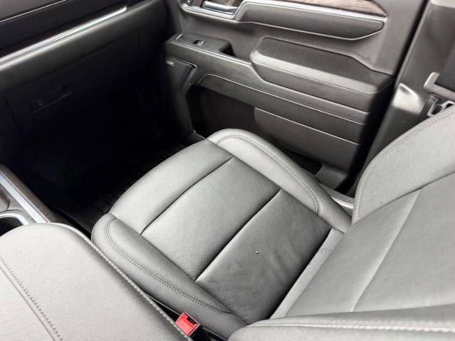 Used 2024 Chevrolet Silverado 3500 LTZ w/ LTZ Plus Package image 16