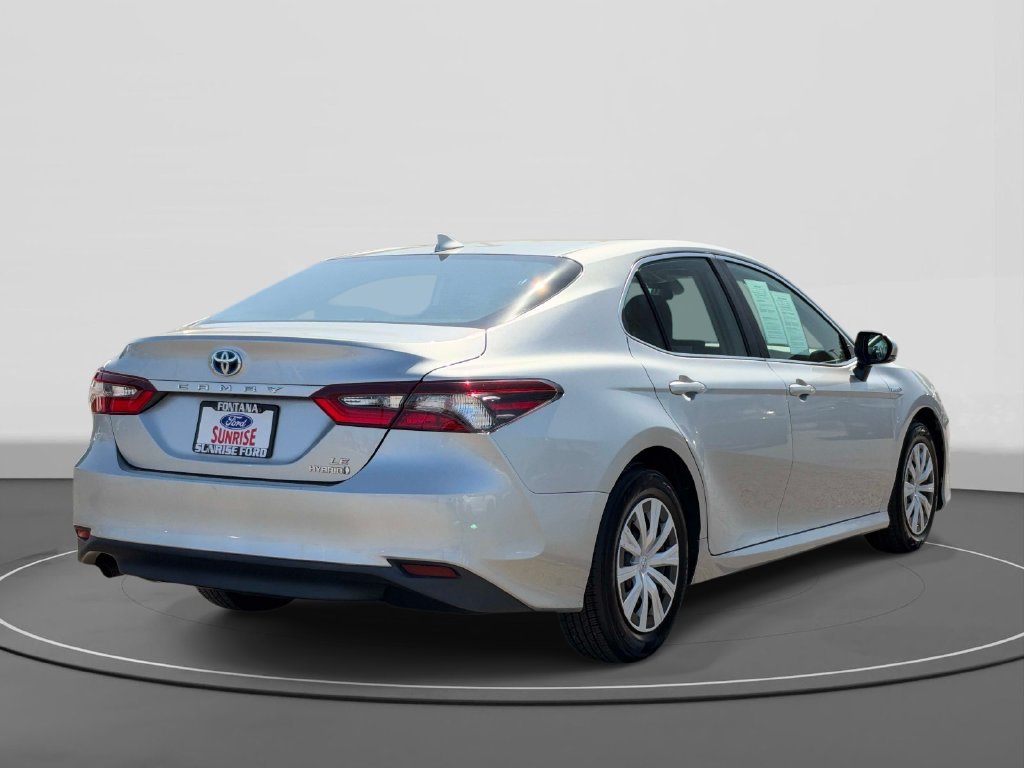 Used 2021 Toyota Camry LE FWD image 5