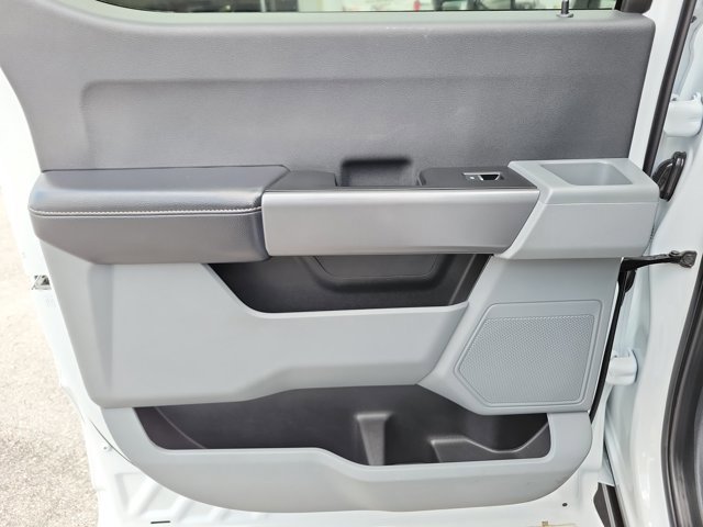 Certified 2025 Ford F250 XLT AWD/4WD image 14