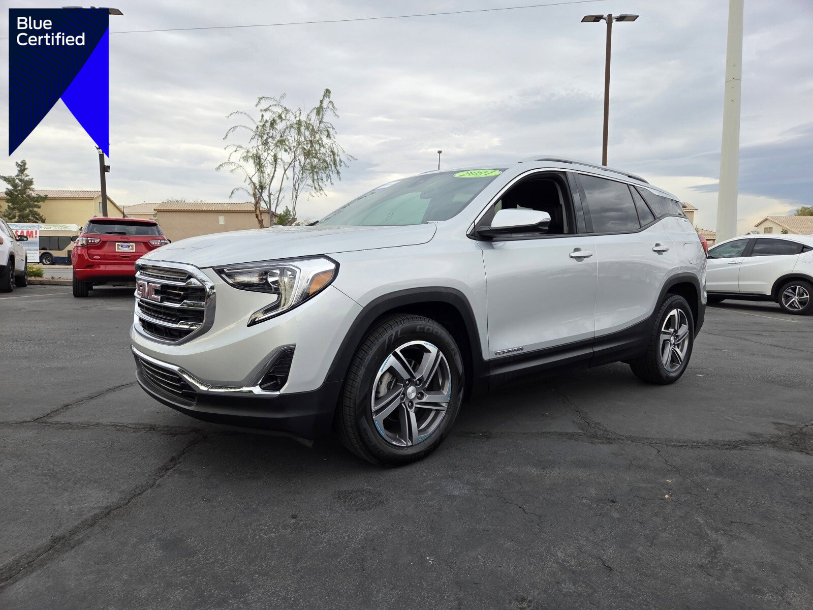 Used 2021 GMC Terrain SLT w/ Infotainment Package II