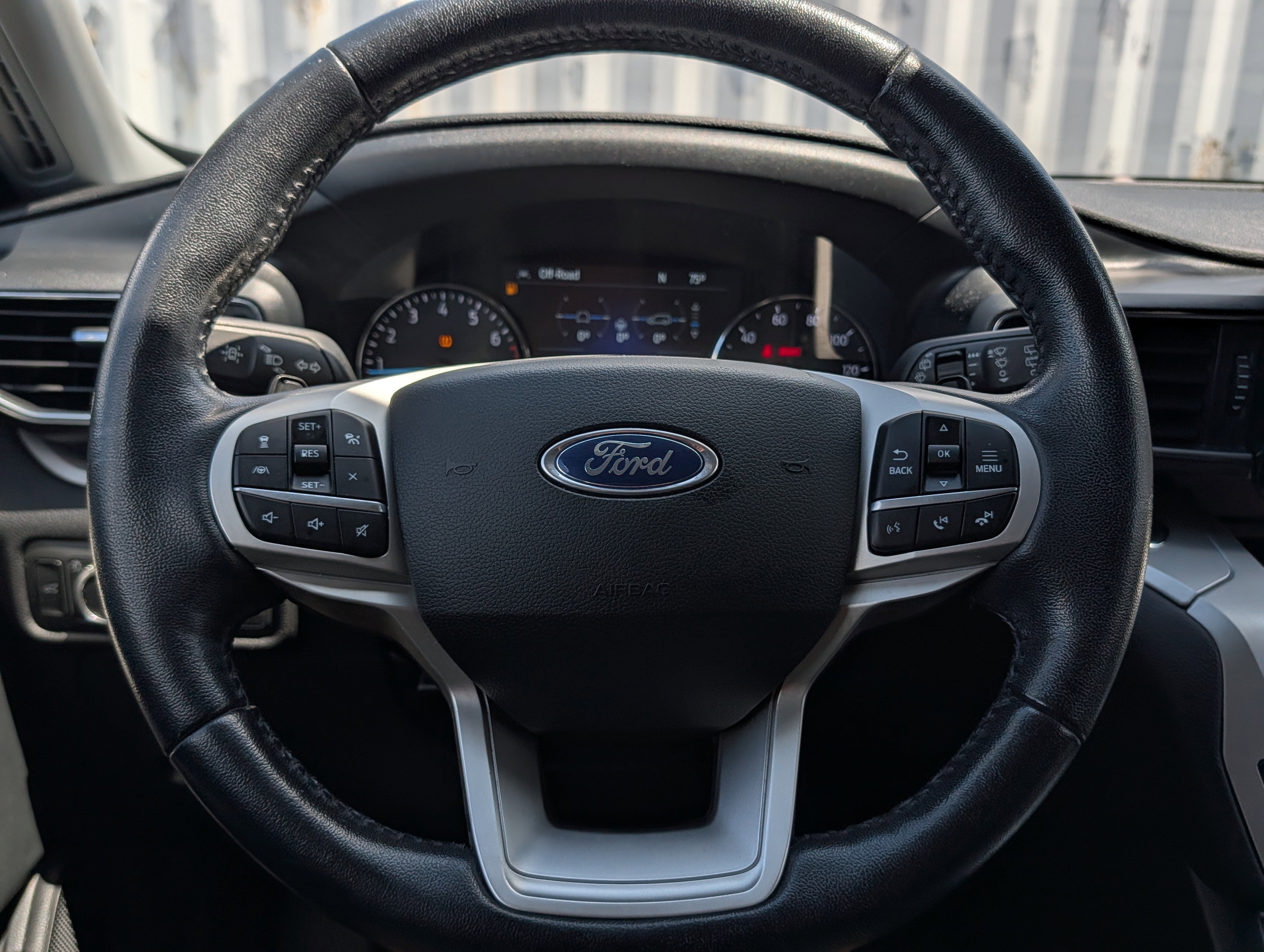 Certified 2020 Ford Explorer XLT w/ Equipment Group 202A RWD image 27