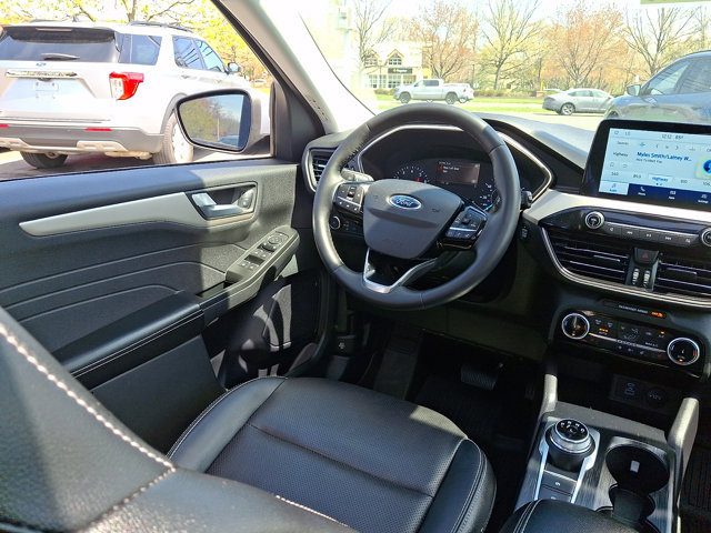 Certified 2022 Ford Escape SEL AWD/4WD image 15