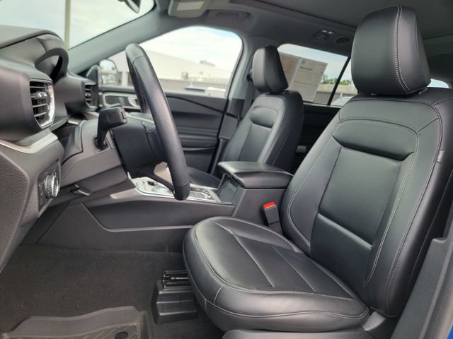 Certified 2023 Ford Explorer XLT w/ Equipment Group 202A AWD/4WD image 20
