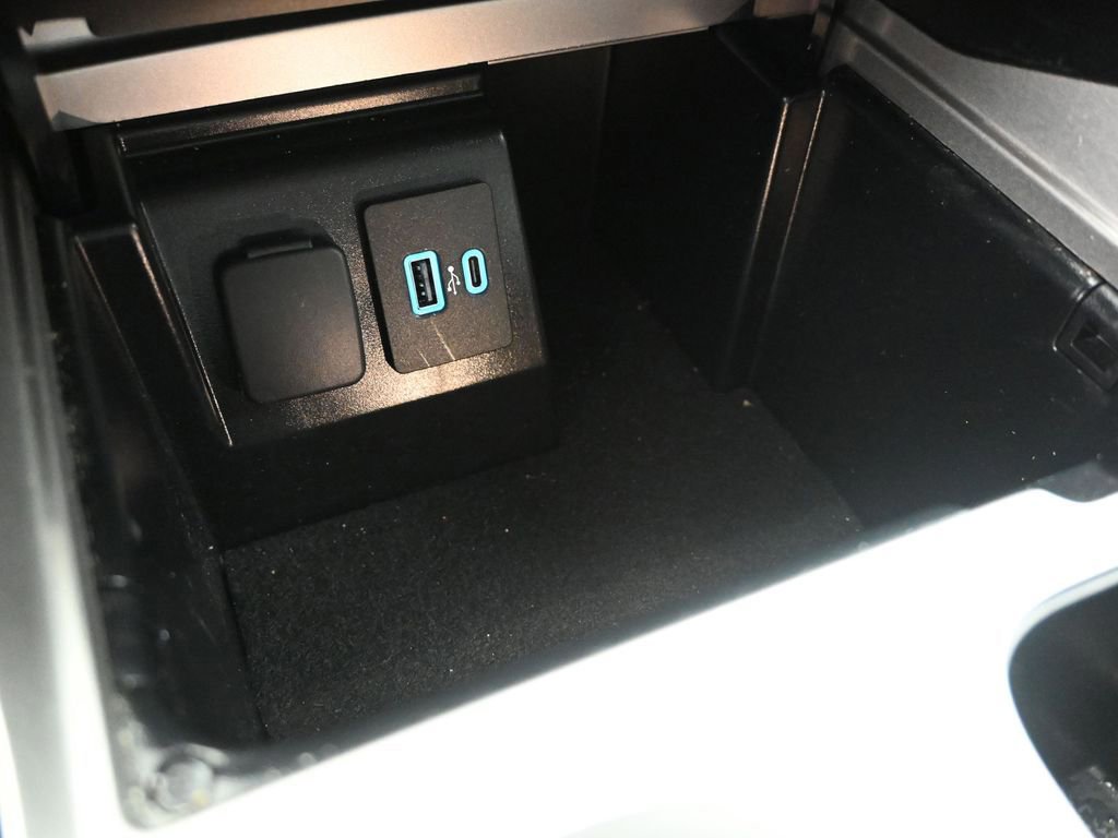 Certified 2023 Ford Explorer ST-Line w/ Class IV Trailer Tow Package RWD image 45