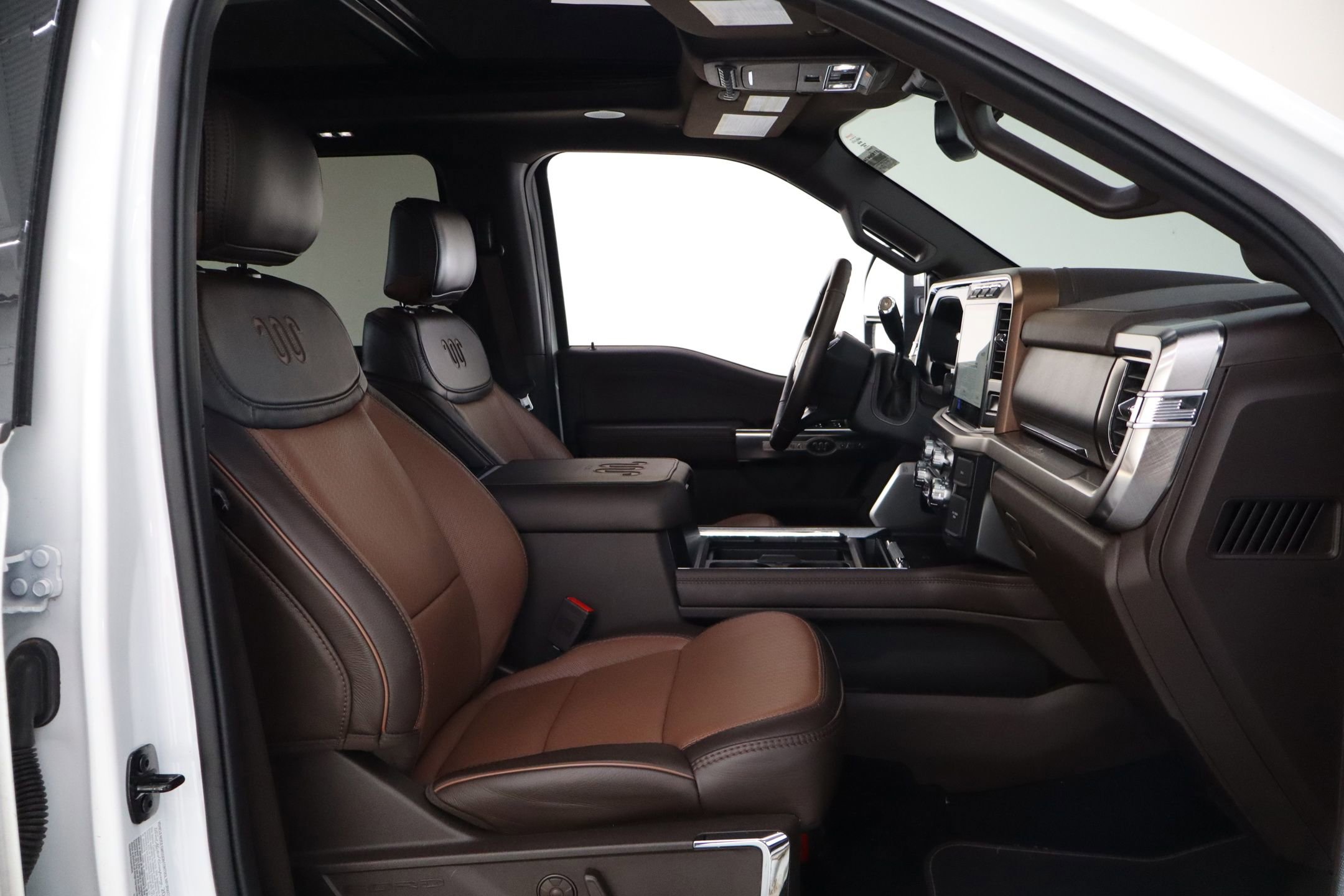 Certified 2024 Ford F250 King Ranch w/ Chrome Package image 33