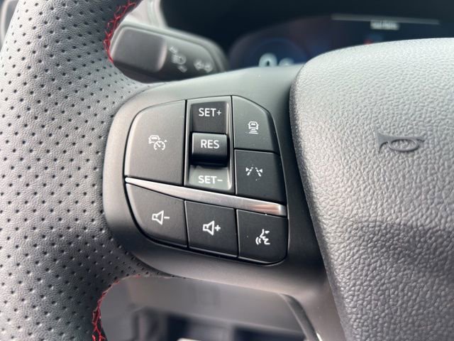 Certified 2023 Ford Escape ST-Line Select w/ Tech Pack #2 AWD/4WD image 12