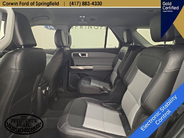 Certified 2022 Ford Explorer XLT w/ Equipment Group 202A AWD/4WD image 19