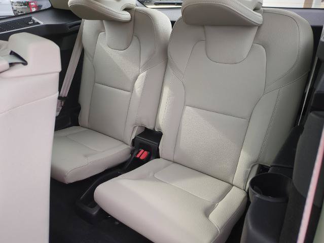 Used 2023 Volvo XC90 B5 Core w/ Climate Package AWD/4WD image 31
