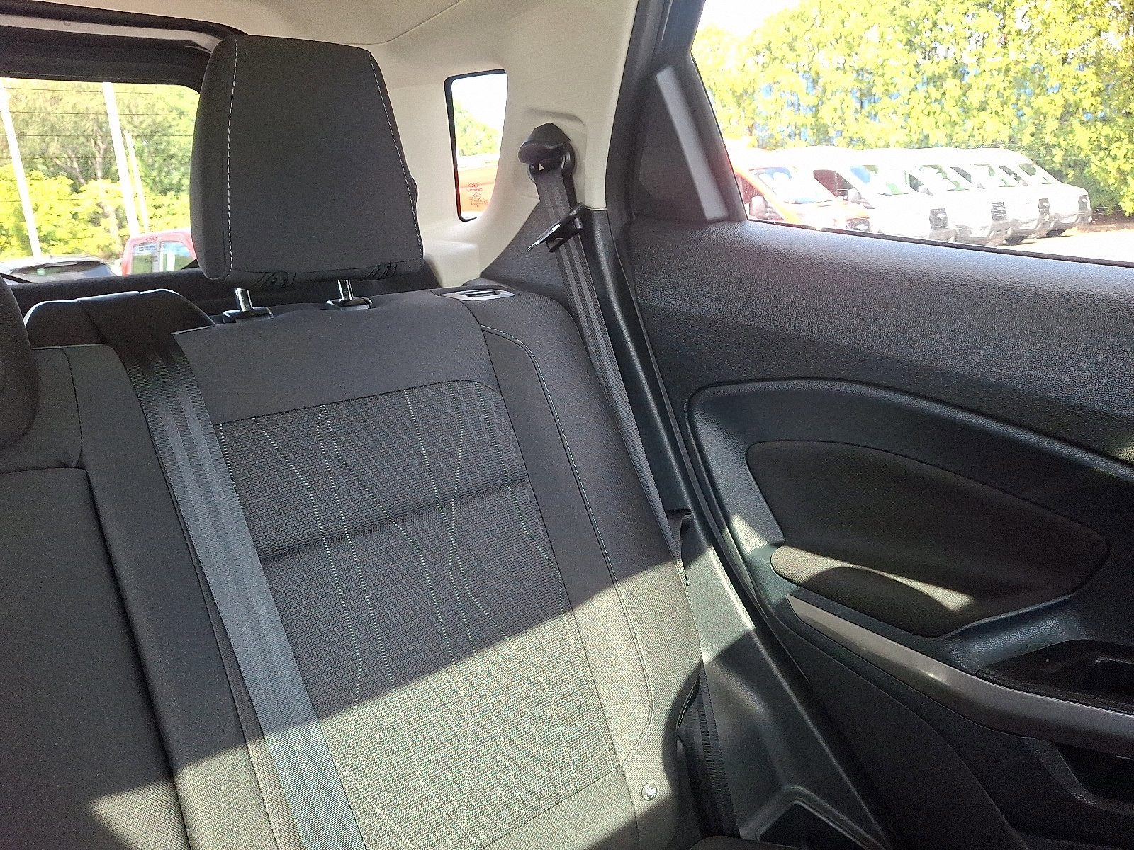 Certified 2022 Ford EcoSport SE image 20