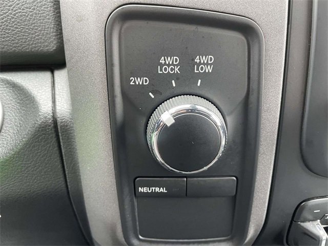 Used 2018 RAM 2500 Tradesman w/ Chrome Appearance Group image 23