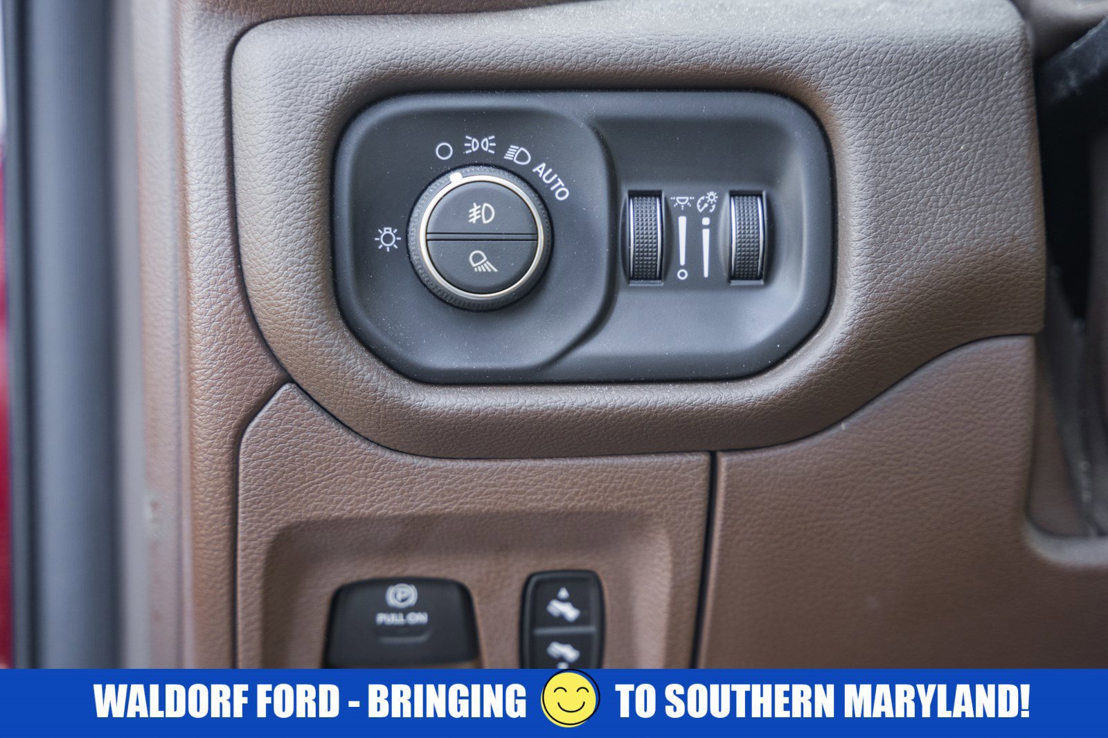 Used 2019 RAM 1500 Laramie image 46