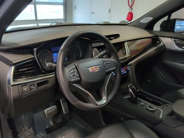 Used 2024 Cadillac XT6 Sport AWD/4WD image 9
