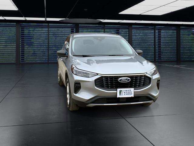 Certified 2024 Ford Escape Active AWD/4WD image 8