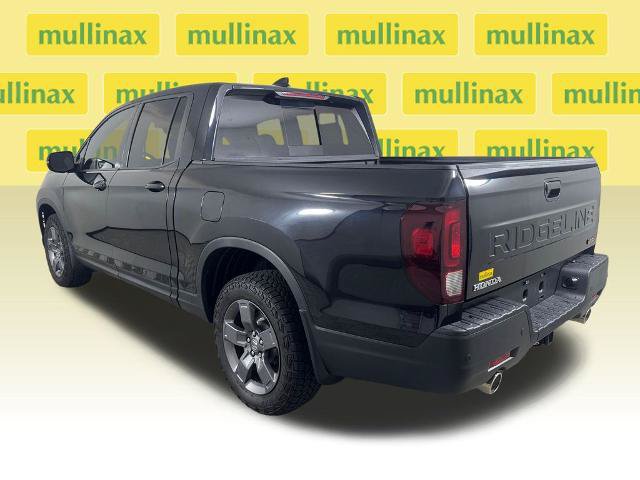 Used 2025 Honda Ridgeline TrailSport image 11