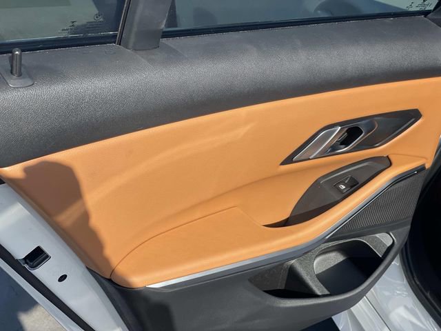 Used 2023 BMW 330i 330i w/ Convenience Package image 32