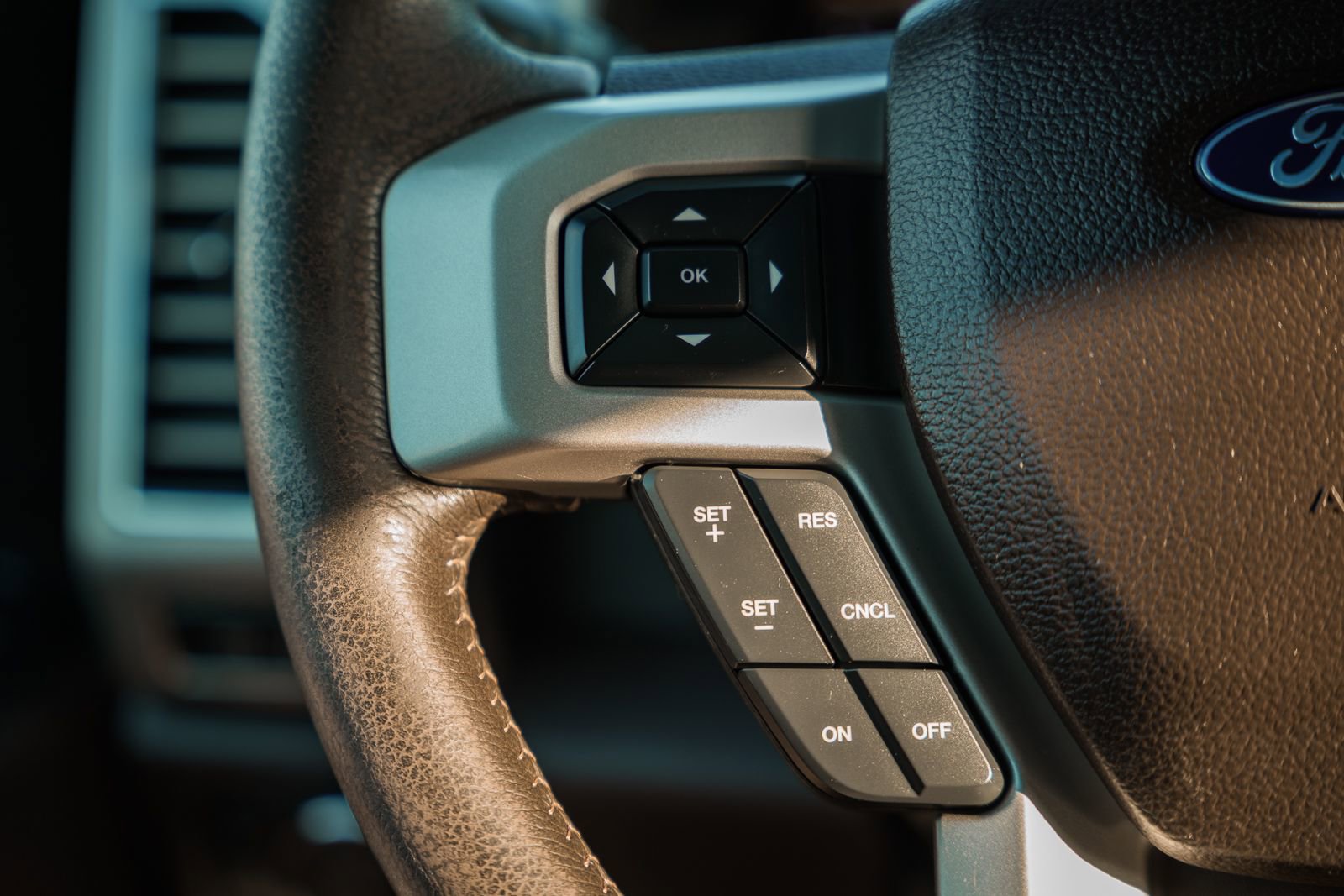 Certified 2019 Ford F250 King Ranch w/ King Ranch Ultimate Package image 42