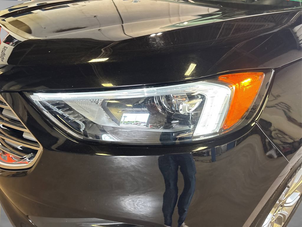 Certified 2023 Ford Edge Titanium AWD/4WD image 21