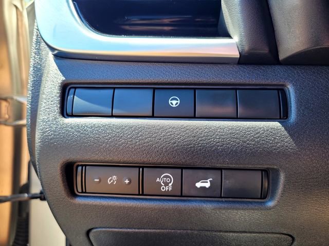 Used 2023 Nissan Rogue SL FWD image 15